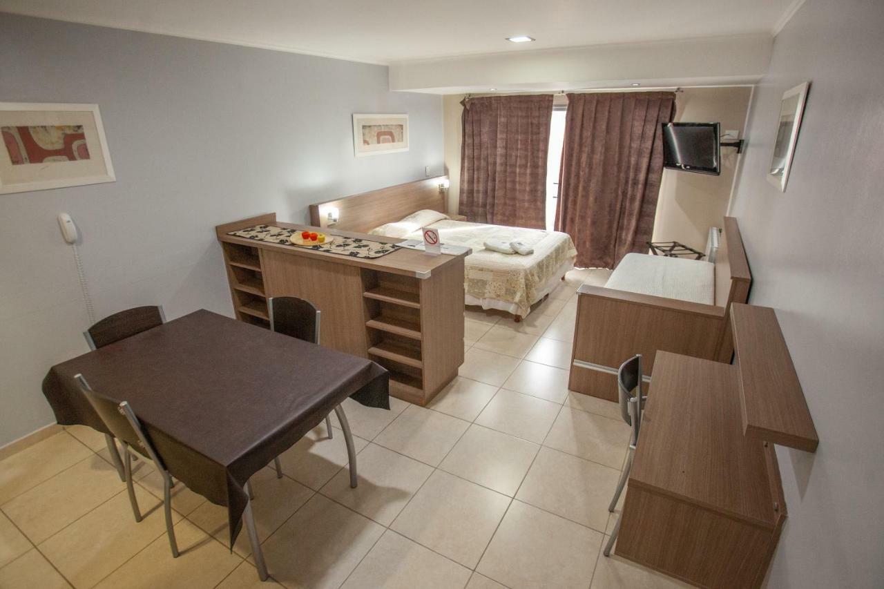 Apart Hotel Rivadavia 815 Neuquén Eksteriør bilde