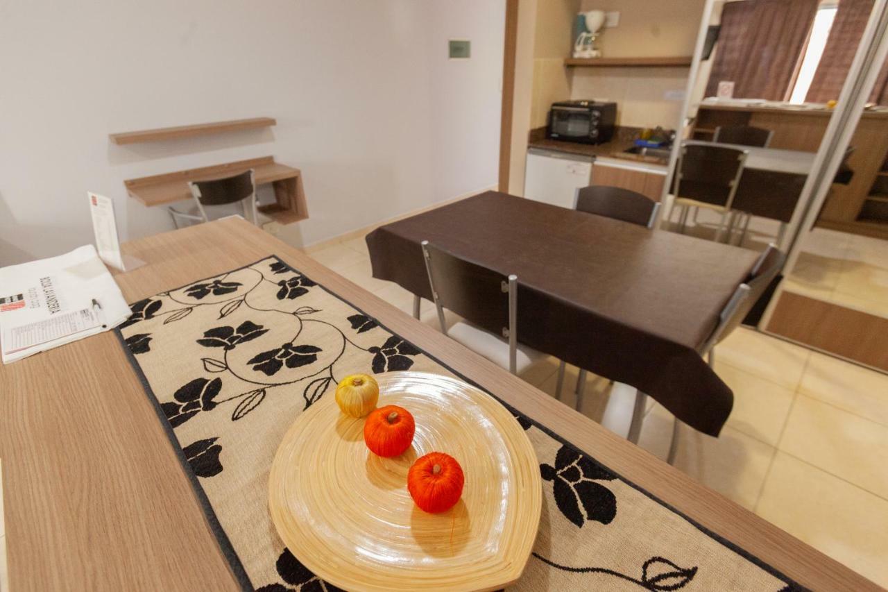 Apart Hotel Rivadavia 815 Neuquén Eksteriør bilde